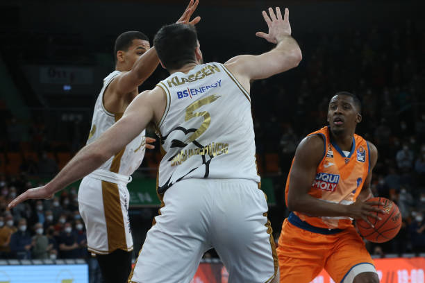 她再次成为 她再次成为