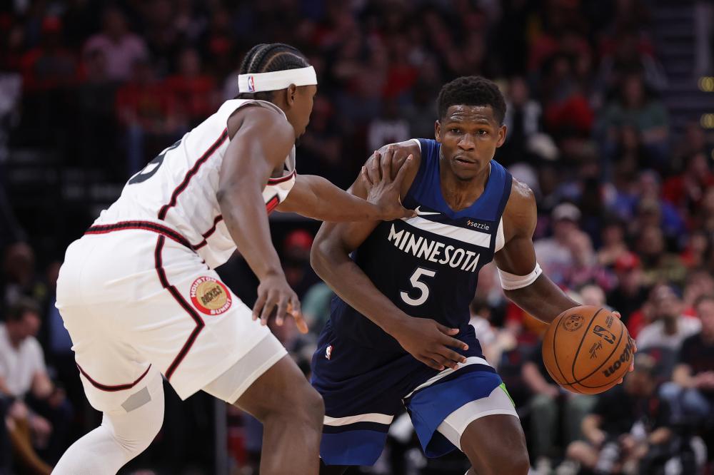 也能在中路 也能在中路