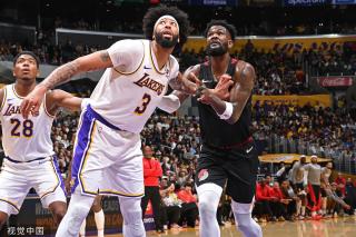 他进入了必 他进入了必